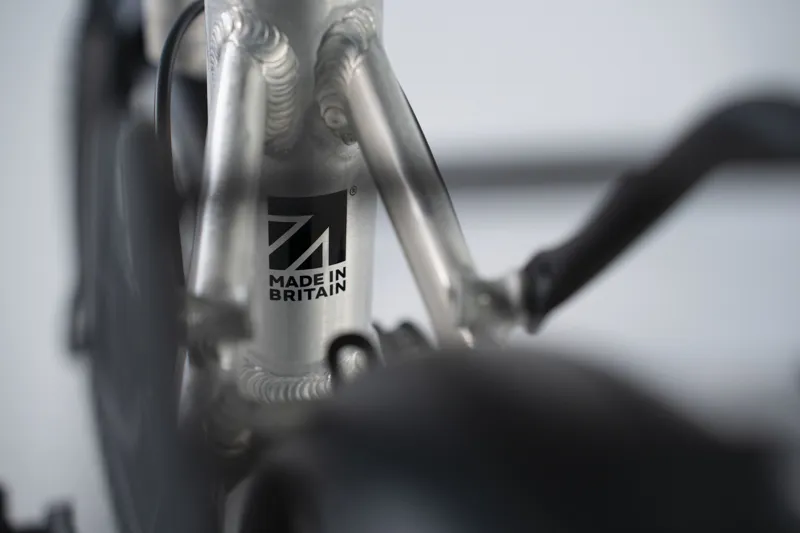 Estarli e20.8 Play Pro Folding Electric Bike UFO Silver-3